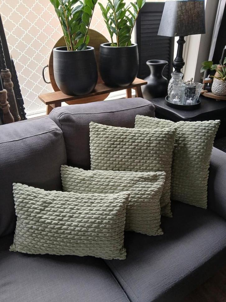 Set van 4 licht groene kussens, Huis en Inrichting, Woonaccessoires | Kussens, Zo goed als nieuw, Groen, Vierkant, Ophalen of Verzenden