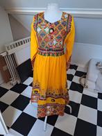 Afghansa jurk met broek en sjaal, Kleding | Dames, Jurken, Maat 38/40 (M), Geel, Ophalen of Verzenden, Zo goed als nieuw