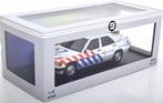 Triple 9 Mercedes 190 Politie NL / Schaal 1:18 / NIEUW, Hobby en Vrije tijd, Modelauto's | 1:18, Overige merken, Auto, Triple 9
