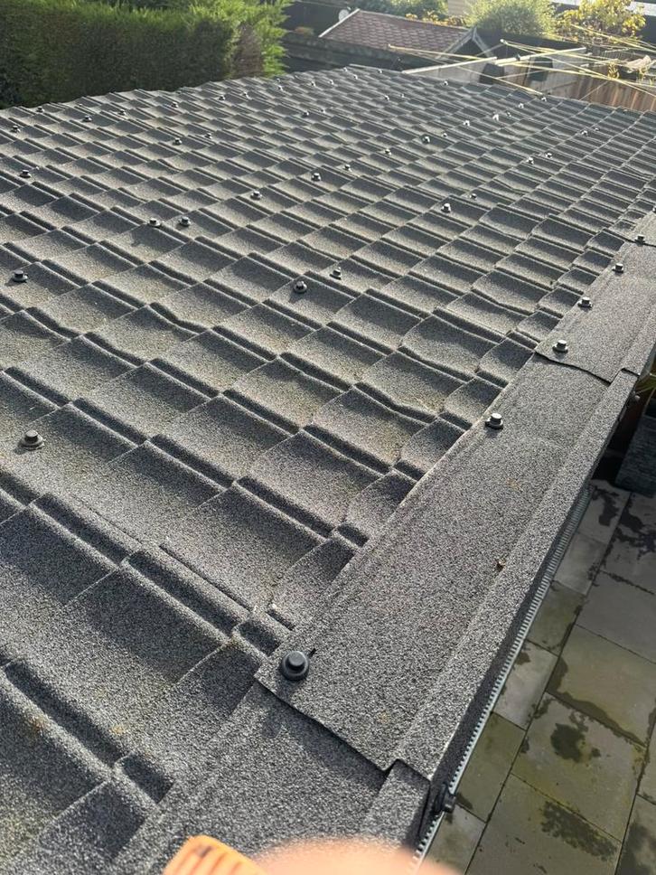 Dakpanplaten met zij kanten, Doe-het-zelf en Verbouw, Dakpannen en Dakbedekking, Zo goed als nieuw, Dakplaat of Dakpanplaat, Metaal