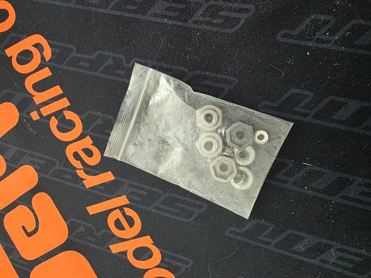 12mm naar 17mm hex adaptors traxxas hpi arrma corally hsp, Hobby en Vrije tijd, Modelbouw | Radiografisch | Auto's, Zo goed als nieuw