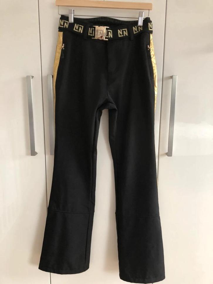 skibroek softshell zwart goud maat 176 / S Nikkie nik&nik, Kleding | Dames, Wintersportkleding, Zo goed als nieuw, Broek, Maat 34 (XS) of kleiner