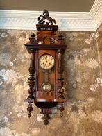 Paardjes klok, Ophalen