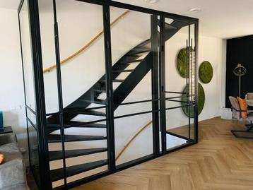 Trapleuning - Planken -Wandsteun -Stalen rekken - Balustrade beschikbaar voor biedingen