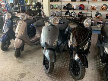 Nieuwe Agm vx 50!!!  beschikbaar voor biedingen