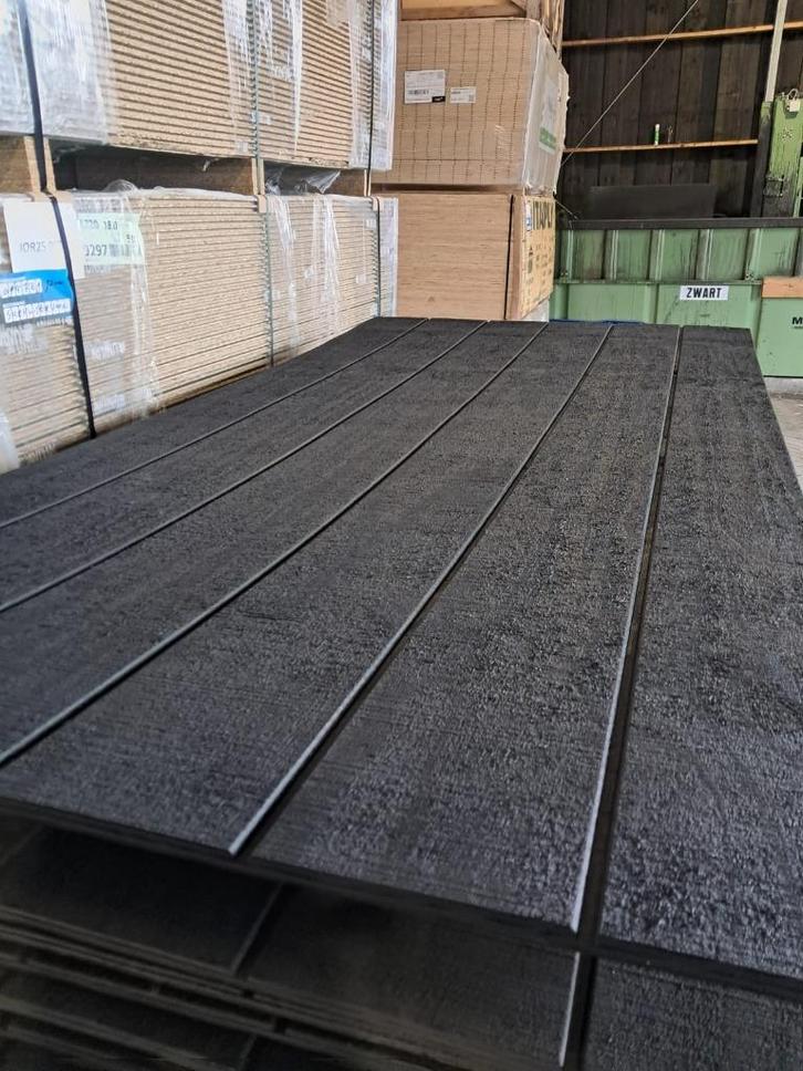 Channelply plaat breed zwart 2440x1220x15 mm, Doe-het-zelf en Verbouw, Plinten en Afwerking, Nieuw, Overige typen, Overige materialen