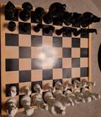 Bijzondere grote stenen schaakstukken schaakspel met vogels, Hobby en Vrije tijd, Gezelschapsspellen | Bordspellen, Ophalen, Gebruikt