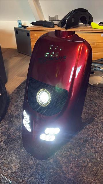 Piaggio typhoon voorkap custom!!! beschikbaar voor biedingen