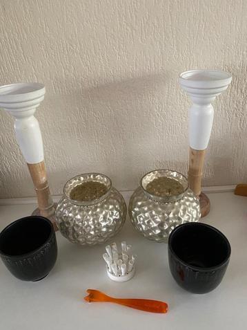 Bloemensnijder ,kandelaars, vaasje bloempot  beschikbaar voor biedingen