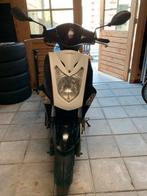 Kymco, Fietsen en Brommers, Scooters | Kymco, Benzine, Maximaal 45 km/u, Agility, Gebruikt