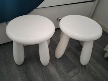 2x Ikea Mamut Kinderkrukjes beschikbaar voor biedingen