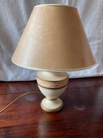 Tafellamp met lampenkap van Le Dauphin France, Huis en Inrichting, Lampen | Tafellampen, Minder dan 50 cm, Ophalen of Verzenden