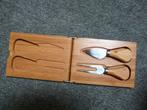 vork en mes in kado verpakking van hout , bestek , couvert ,, Nieuw, Rvs of Chroom, Ophalen of Verzenden