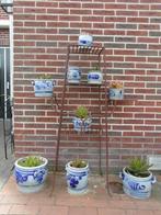 9 x keulse pot met plant met groot stevig ijzer  plantenrek, Zomer, Overige soorten, Ophalen