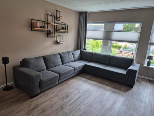 Mooie grote hoekbank, Huis en Inrichting, Banken | Complete zithoeken, Zo goed als nieuw, Ophalen