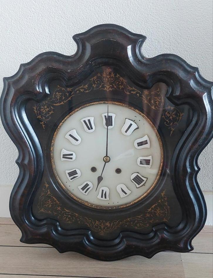 Antieke Wandklok - W. Kern Middelharnis, Antiek en Kunst, Antiek | Klokken, Ophalen of Verzenden