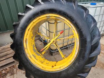 Set dubbellucht 5 ster en hydrauliek ventiel  beschikbaar voor biedingen