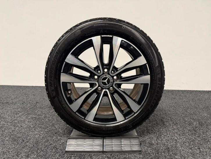 Originele Mercedes C klasse winter breedset 245/45R17 + TPMS, Auto-onderdelen, Banden en Velgen, Banden en Velgen, Winterbanden