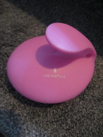 Lee Stafford - SHAMPOO MASSAGE BRUSH beschikbaar voor biedingen