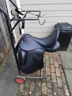 Dressuur zadel anatomica, Dieren en Toebehoren, Ophalen of Verzenden, Zo goed als nieuw