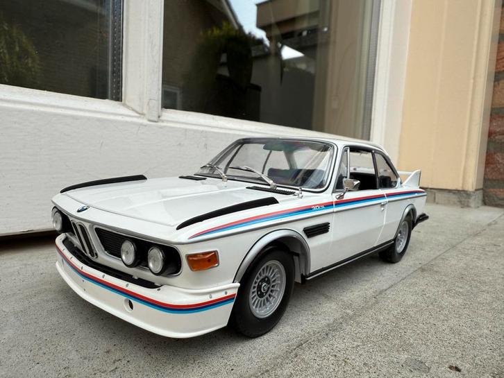 1:18 BMW E9 3.0 CSL “Batmobile” wit 1973 Minichamps, Hobby en Vrije tijd, Modelauto's | 1:18, Nieuw, Auto, MiniChamps, Ophalen of Verzenden