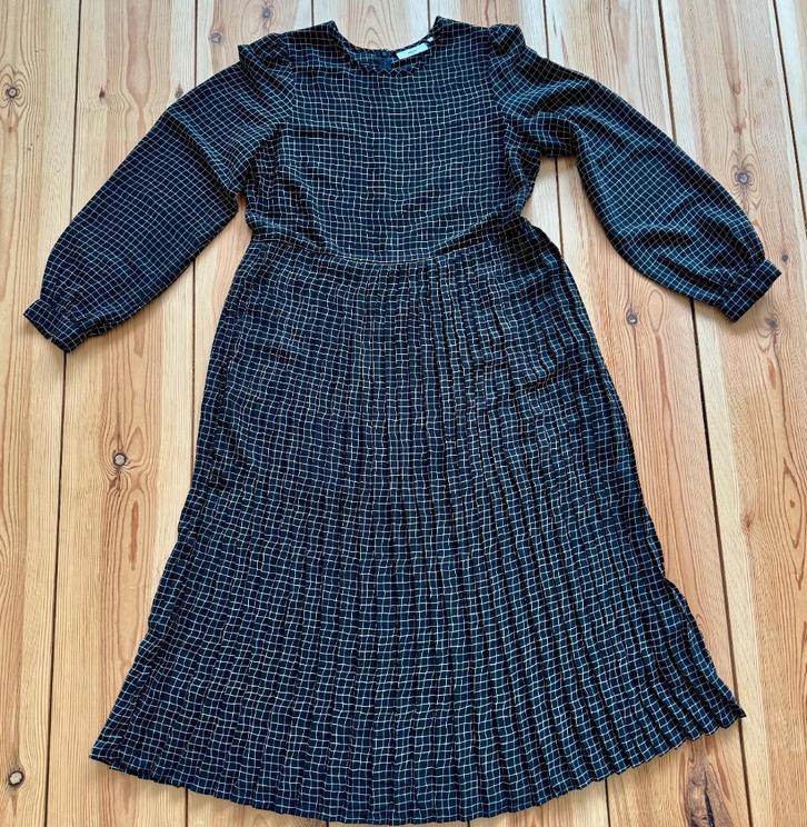 Minimum jurk - Zwart met ruit - Maat 36 / Small, Kleding | Dames, Jurken, Zo goed als nieuw, Maat 36 (S), Zwart, Boven de knie