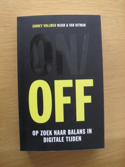 ON / OFF van Sidney Vollmer Nijgh en Van Ditmar, Boeken, Overige Boeken, Gelezen, Ophalen of Verzenden
