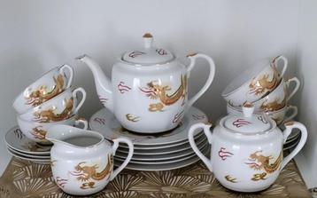 VINTAGE MEIJYO JAPANESE PORSELEINEN WITTE DRAGON THEESERVIES beschikbaar voor biedingen