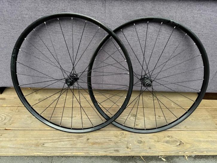 Degelijke 29” MTB Wielset Syncross Silverton 2.5 XD body, Fietsen en Brommers, Fietsonderdelen, Zo goed als nieuw, Mountainbike