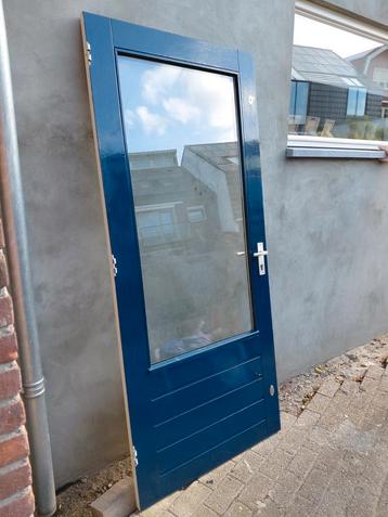 Deur / buitendeur / stompedeur weg tegen elk bod!!! beschikbaar voor biedingen