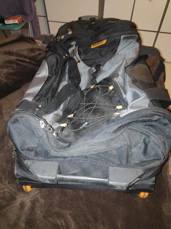 Timberland zeer grote tas met wieltjes, Sieraden, Tassen en Uiterlijk, Tassen | Reistassen en Weekendtassen, Zo goed als nieuw