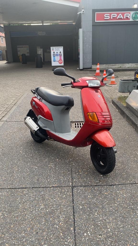 Skipper SKR 172 A1, Fietsen en Brommers, Scooters | Piaggio, Zo goed als nieuw, Overige modellen, Maximaal 45 km/u, Tweetakt, Ophalen