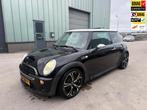 Mini Mini 1.6 Cooper S Chili PANO CLIMA XENON ZWART, Voorwielaandrijving, Gebruikt, Zwart, 4 cilinders