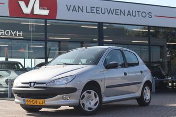 Peugeot 206 1.4 Gentry | APK 21-06-2026 | Airco | Radio CD beschikbaar voor biedingen