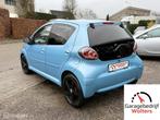 Toyota Aygo 1.0 VVT-i Dynamic Blue unieke kleur airco 5drs, Voorwielaandrijving, Stof, Gebruikt, Zwart