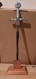Marto Charlemagne zwaard in stnd, Verzamelen, Verzenden, Overige soorten, Overige gebieden, Zwaard of Sabel