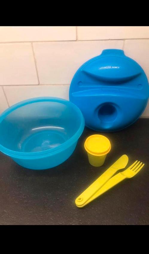 Tupperware fris op weg ruimtekom schaal kom 1,5 liter blauw, Huis en Inrichting, Keuken | Tupperware, Zo goed als nieuw, Bak of Kom