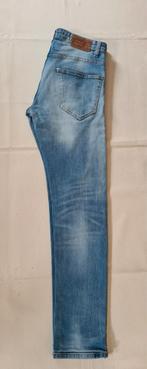 "CHASIN" Jeans met gehavende details. Mt. 32., Chasin, Blauw, W32 (confectie 46) of kleiner, Ophalen of Verzenden