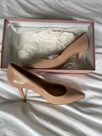 Massimo Dutti Hakken ( maat 40 )- Elegante Pumps, Kleding | Dames, Schoenen, Ophalen of Verzenden, Zo goed als nieuw, Beige, Pumps