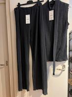 Donkergrijze set van Zara - broek met mouwloze top - maat L, Kleding | Dames, Zara, Maat 42/44 (L), Nieuw, Ophalen of Verzenden