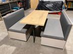 Banken en tafel voor zelfbouw camper, Ophalen