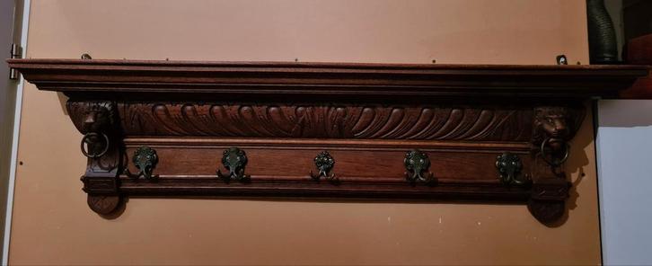 Mechelse wandkapstok met leeuwenkoppen, 10 haken., Antiek en Kunst, Antiek | Woonaccessoires, Ophalen of Verzenden