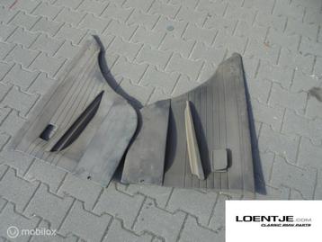 Zijpaneel bekleding BMW 02 touring 1600 1802 2000 2002 tii beschikbaar voor biedingen
