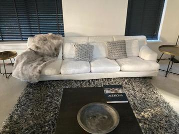 M SPOED WEG Mooie grote 2.80 m gebroken witte lounge bank beschikbaar voor biedingen