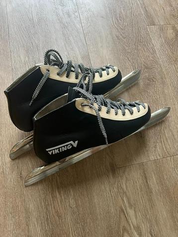 Viking II Laag Original Schaatsen (maat 43) beschikbaar voor biedingen