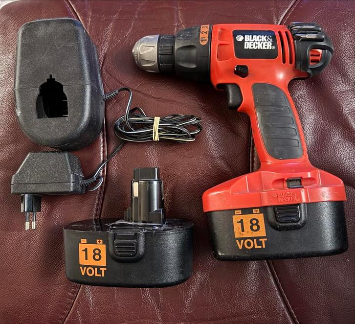 Black & Decker 18V accuboormachine, Doe-het-zelf en Verbouw, Gereedschap | Boormachines, Gebruikt, Boor- en Schroefmachine, Minder dan 400 watt