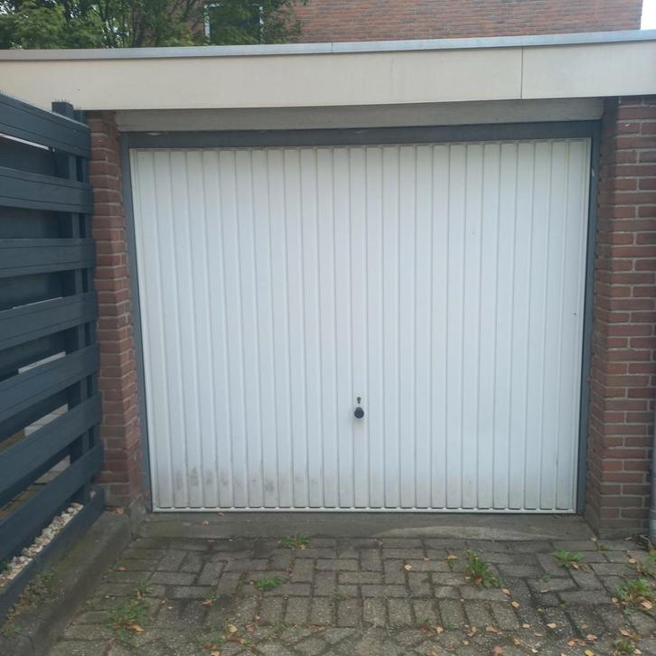 TE KOOP GARAGEBOX BARENDRECHT., Auto diversen, Autostallingen en Garages
