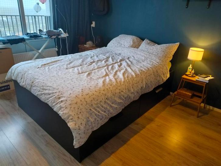 Ikea bed (frame) met lades, Huis en Inrichting, Slaapkamer | Bedden, Tweepersoons, 140 cm, Hout, Wit, Ophalen