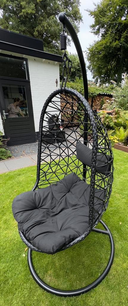 Hangstoel Fieve zwart (Karwei), Tuin en Terras, Tuinstoelen, Zo goed als nieuw, Wicker, Ophalen