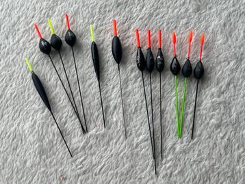 adv 345 /  NIEUW mixset 12 dobbers beschikbaar voor biedingen